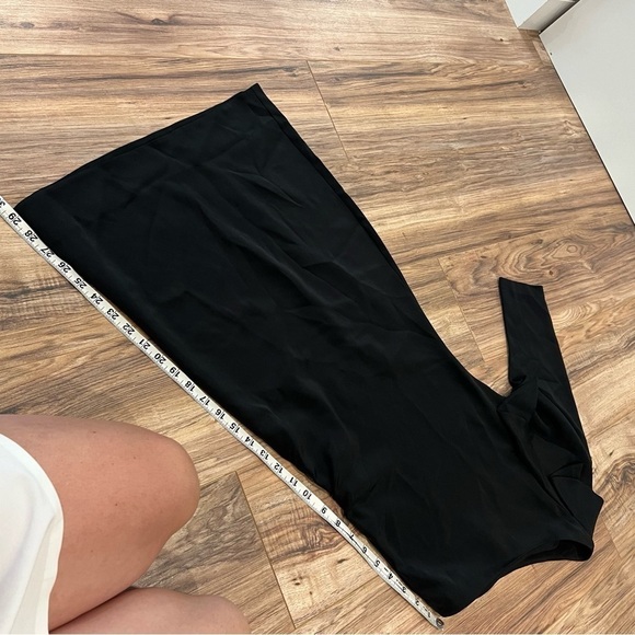 Diane Von Furstenberg Silk One Shoulder Black Mini Dress - Picture 7 of 8